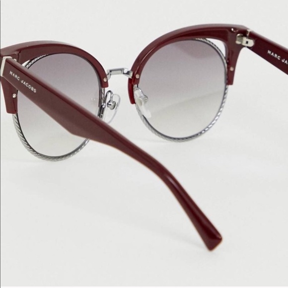 💯AUTHENTIC Marc Jacobs cat eyes sunglasses NEW - Picture 2 of 2